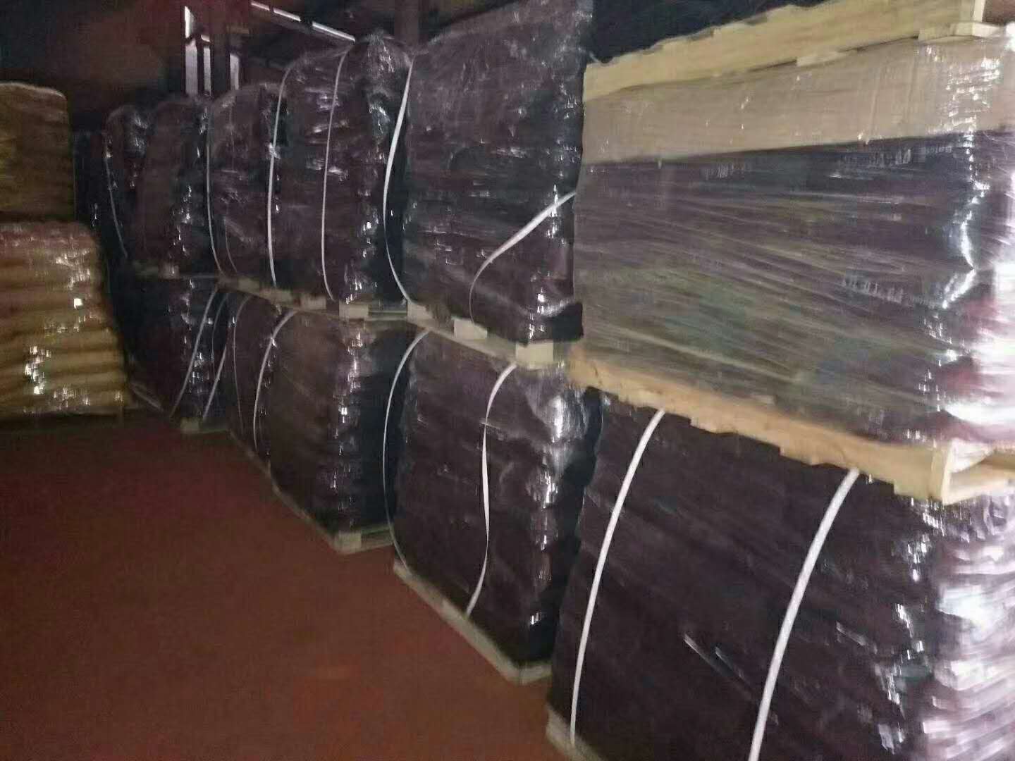 炭黑廠家，廣西炭黑，南寧黑粉，色素炭黑，玻璃膠專用炭黑